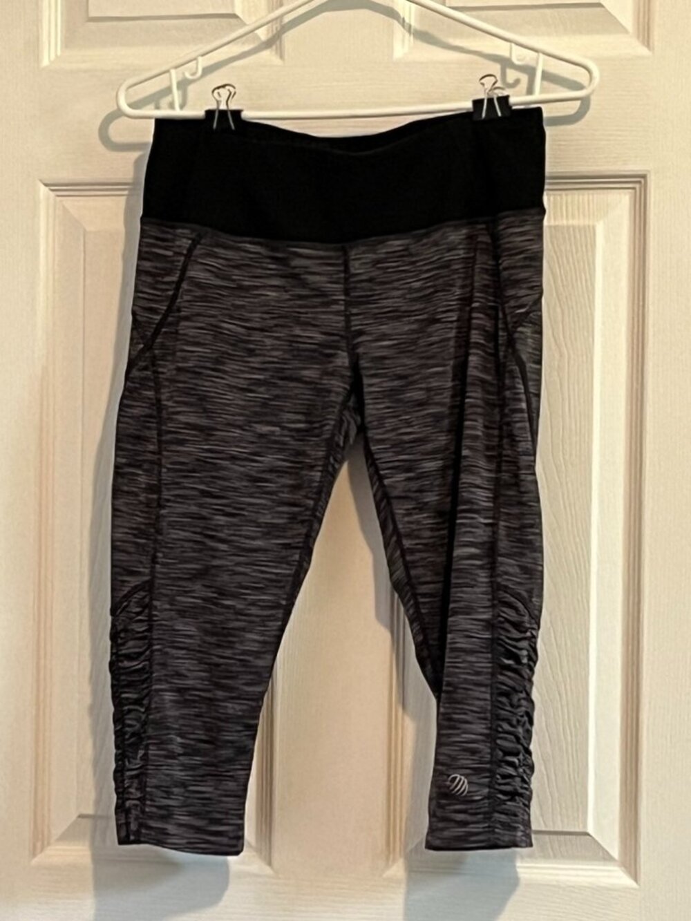 MPG medium capri legging with zippered waist pocket